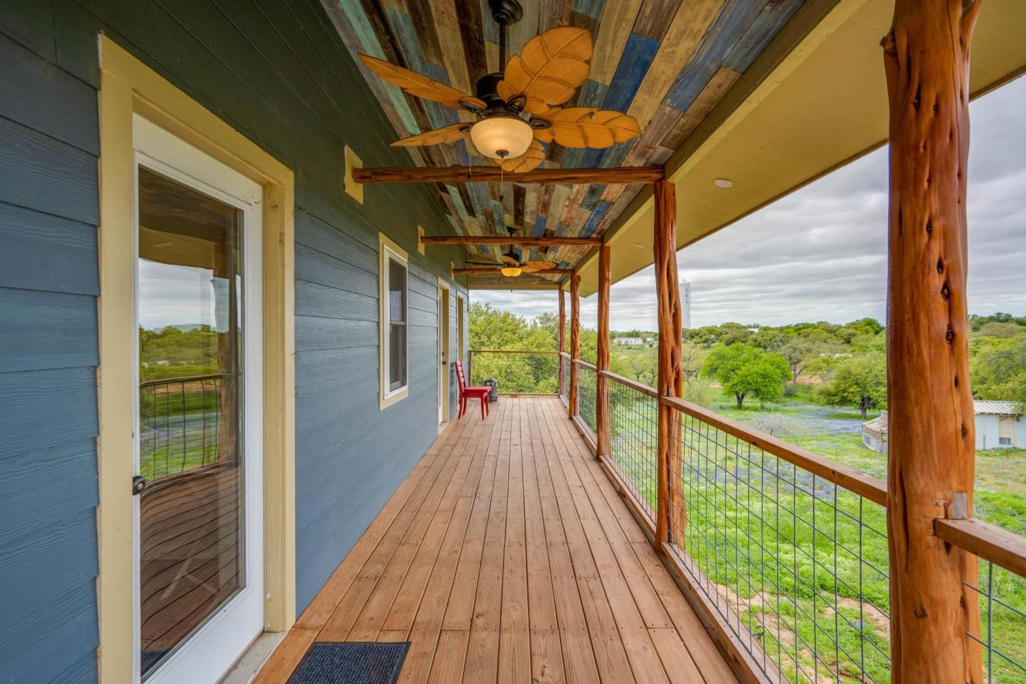 Lake Beach Access & Views, 5Kings! Buchanan Dam Экстерьер фото